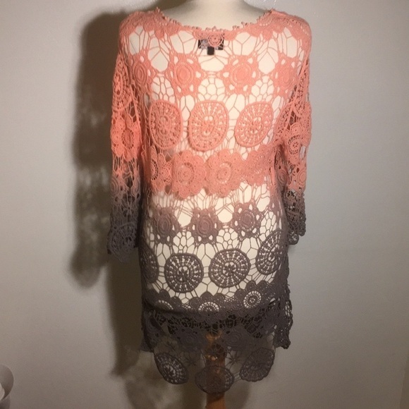 Angie eyelet lace Ombré pink gray top coverup size M - Picture 3 of 12